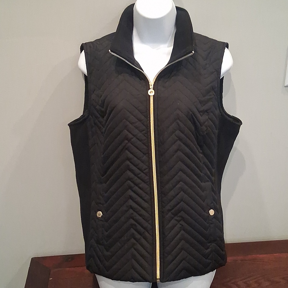 Quilted Sleeveless Vest with Gold Zipper - Black